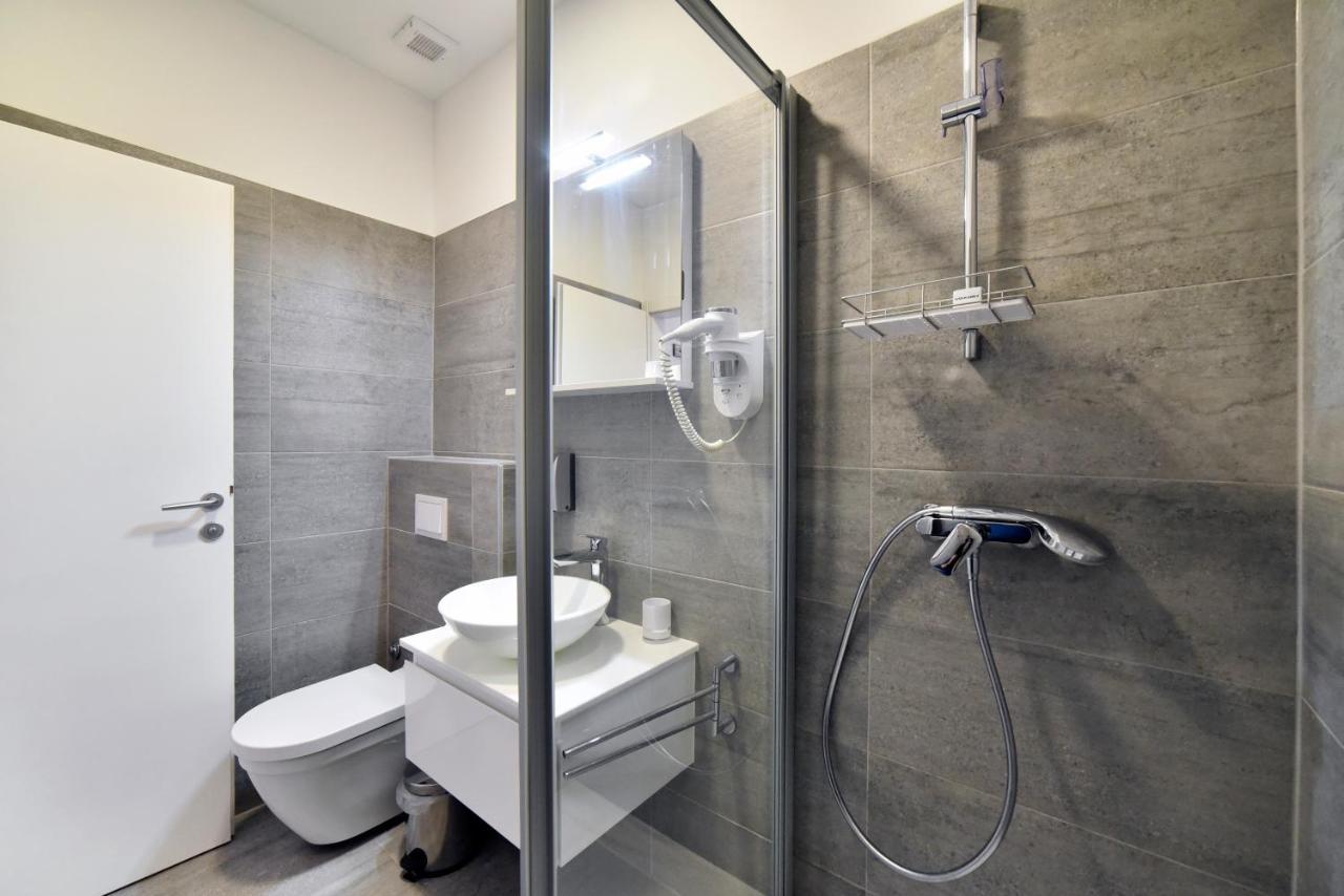 Deluxe Apartments Ria ザグレブ エクステリア 写真