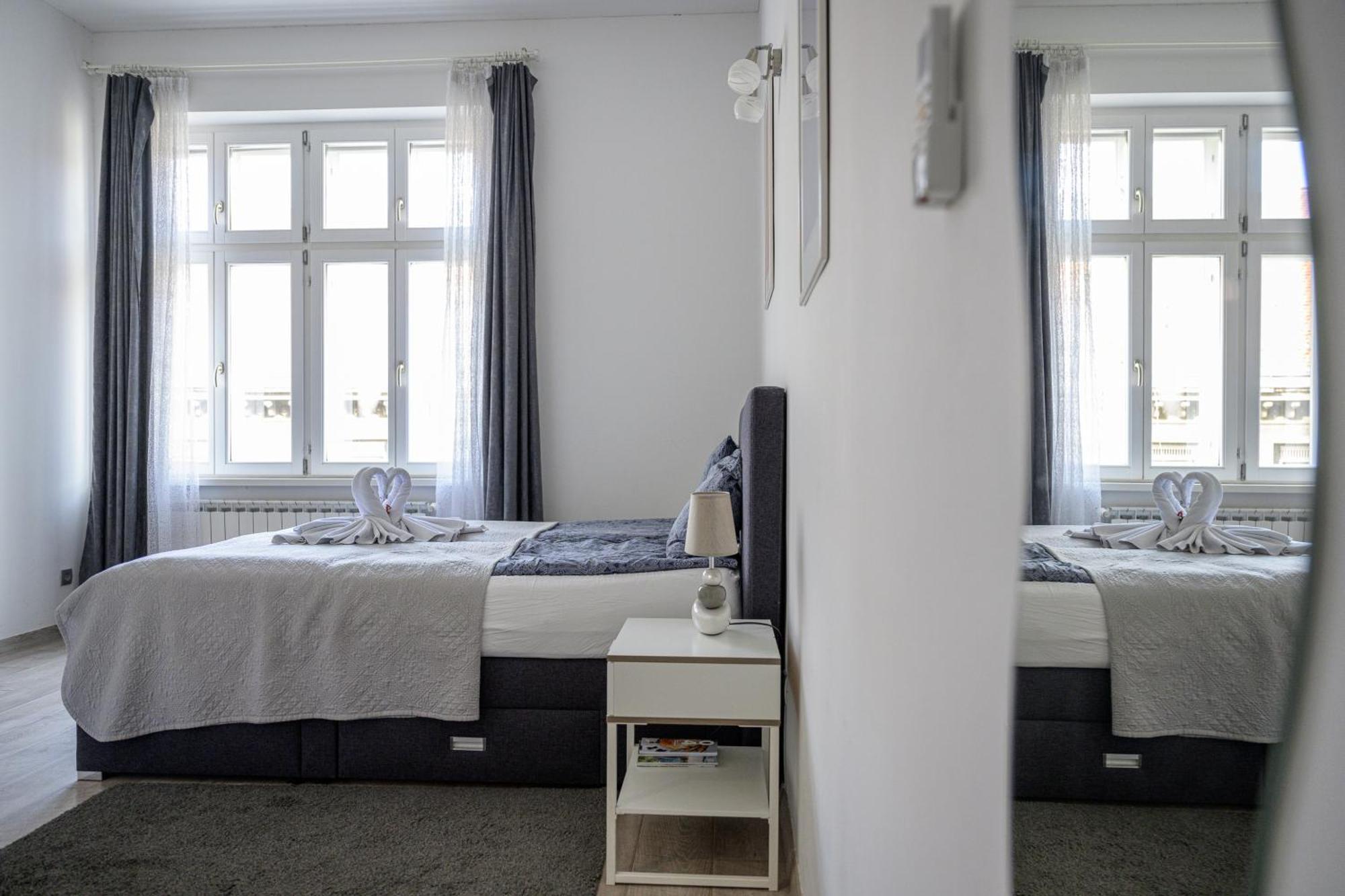 Deluxe Apartments Ria ザグレブ エクステリア 写真